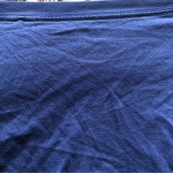 Uniqlo Graphic tee Ultraman - Picture 9 of 9